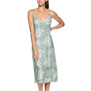 🌸🌿 Hurley Green Floral Slip Dress – S